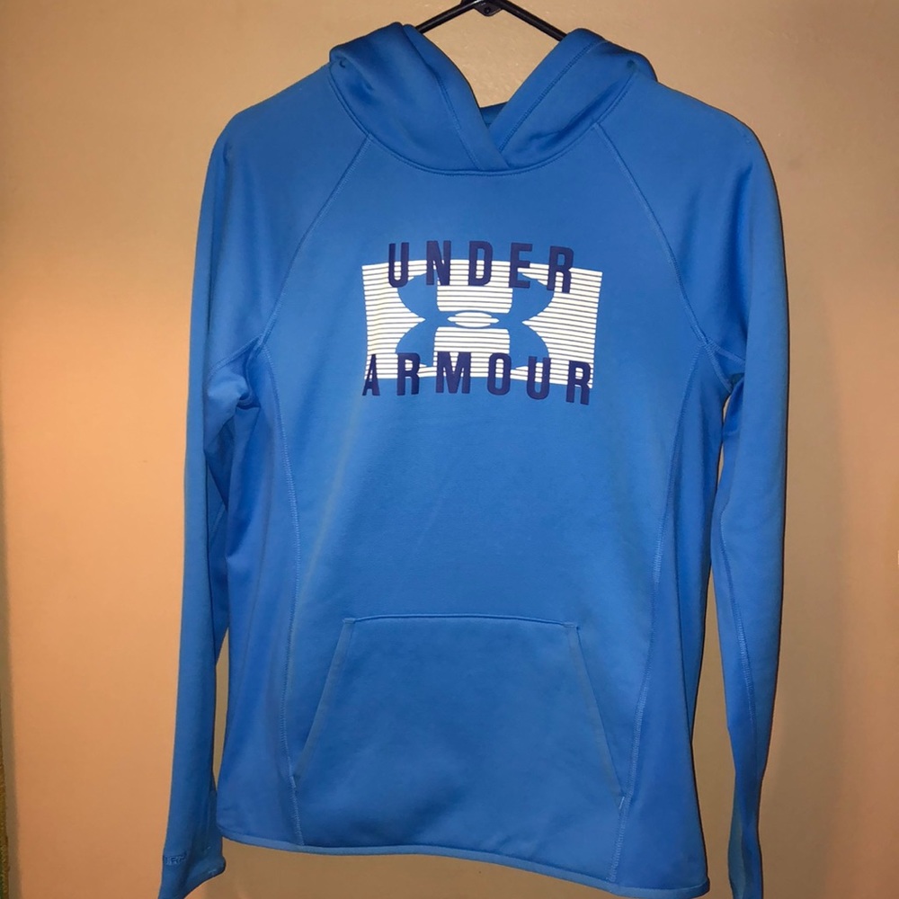 Under Armour Storm Dry/ Cold Gear ** BRAND NEW**
